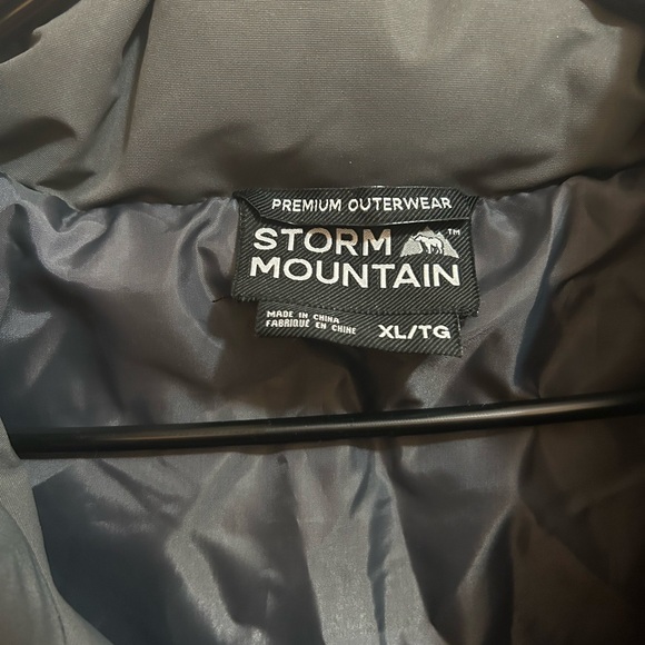 Puffer jacket - Picture 3 of 3